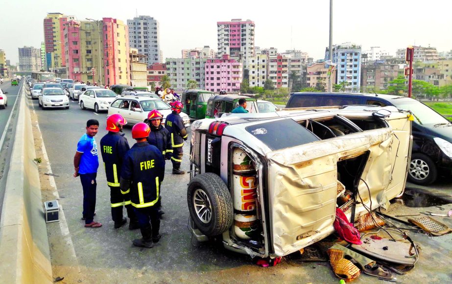 A passenger bus being overturned on Hatirjheel Flyover due to reckless driving on Pahela Baishakh leaving some people injured.