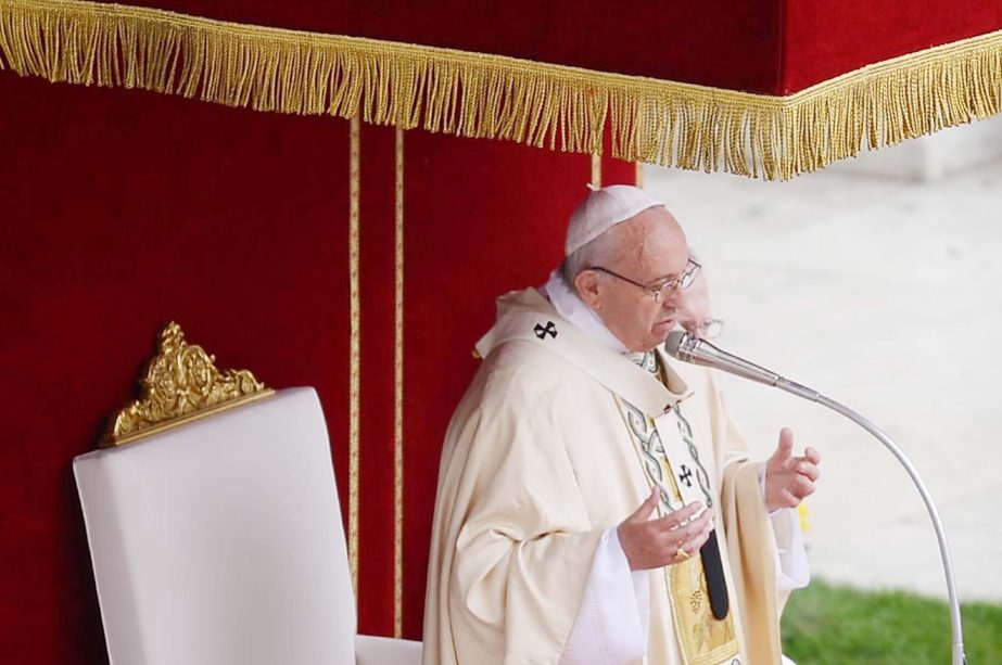 Pope Francis leads Easter Sunday mass at St Peter's Square in the Vatican on Sunday as Christians commemorate the resurrection of Jesus Christ.