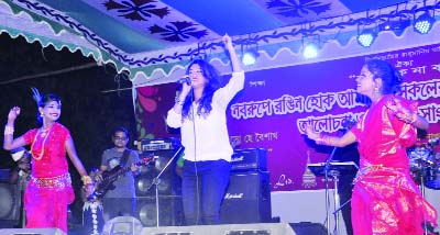 DOHAR: Singer Jakia Sultana Kornia performing at the cultural function in observance of the Pahela Baishakh organised by Times World Media, a online news agency at Dohar on Saturday.