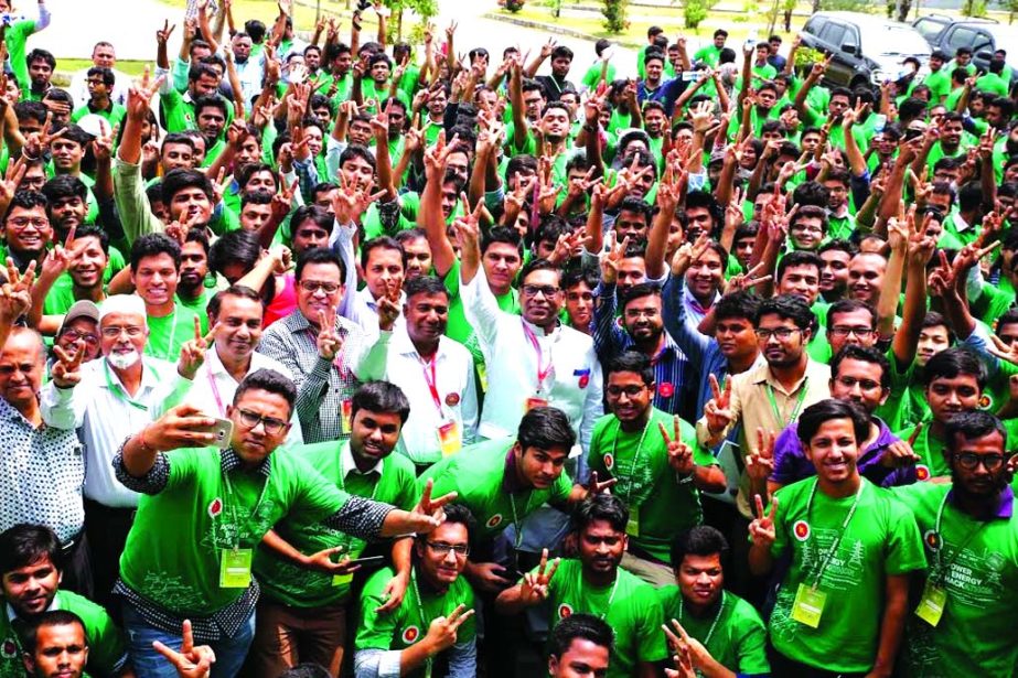 State Minister for Power, Energy and Mineral Resources Nasrul Hamid and Power Cell DG Muhammad Hossain are among the youths who participated in the power and energy hackathon 2017 at Bashundhara Convention Centre. The Power Division organized the function