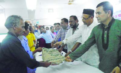 BETAGI(Barguna): Sawkat Hasanur Rahman Rimon MP distributing seed and fertilizer among the farmers at Betagi Upazila Parishad Auditorium as Chief Guest recently. Alhaj A B M Golum Kabir, Mayor, Betagi Pourashava was also present as special guest.