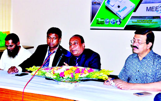 Vice-President of Bangladesh Tennis Federation Mohammad Ali Din addressing a press conference at the conference room of the National Tennis Complex in Ramna on Saturday.