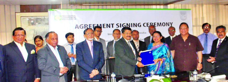 Papia Rahman, Senior Executive Director and In-Charge of Professional Advancement Bangladesh Ltd, a sister concern of Green Delta Insurance Company Ltd and Poyyale Venugopal, Secretary General, Insurance Institute of India, signed a MOU to provide demand