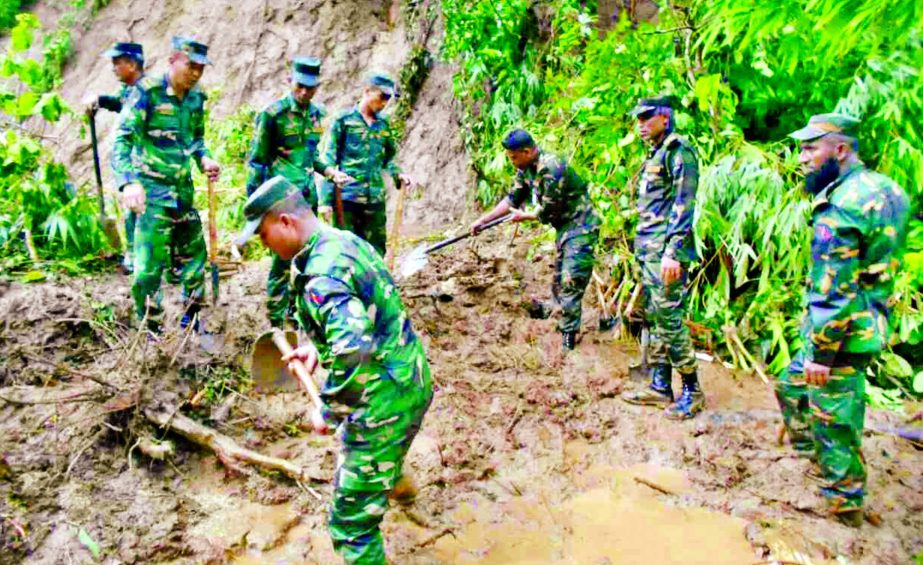 Army team intensifies their rescue operations to restore the disrupted communications following the massive landslides in three hill districts. This photo was taken on Wednesday.