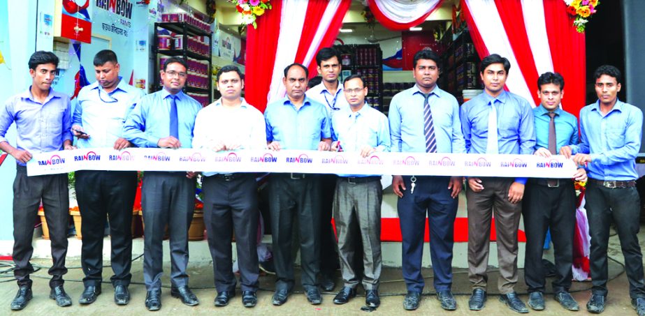Kamrul Hasan, Chief Operating Officer of Rainbow Paints, a product of RFL, inaugurating a showroom at Tongi in Gazipur on Friday. Sazzadul Alam, National Sales Manager, Rashadul Islam, Sales Manager, Mohammad Shajahan, Retail Sales Manager, Mainul Islam a