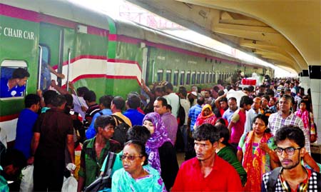 Kamalapur Railway Station being overcrowded as hundreds of passengers started to go for village home om Wednesday to celebrate Eid-ul- Fitr with their near and dear ones.
