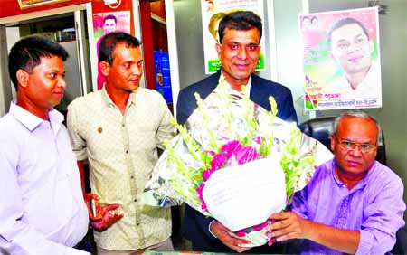 President of BNP's Bangladesh-Canada Cultural Association Abdul Hamid paid a courtesy call on Senior Joint Secretary General of BNP Ruhul Kabir Rizvi Ahmed at the party central office in the city's Nayapalton on Monday.