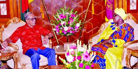 Outgoing Ugandan Non-Resident High Commissioner to Bangladesh Elizabeth Paula Napeyok called on President Abdul Hamid at Bangabhaban on Monday. Press Wing, Bangabhaban photo