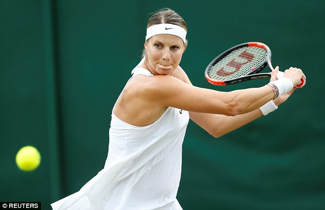 The 31-year-old star Mandy Minella thought to be four-and-a-half months' pregnant, played with Italian Francesca Schiavone on Monday but was beaten 6-1, 6-1 in two sets.