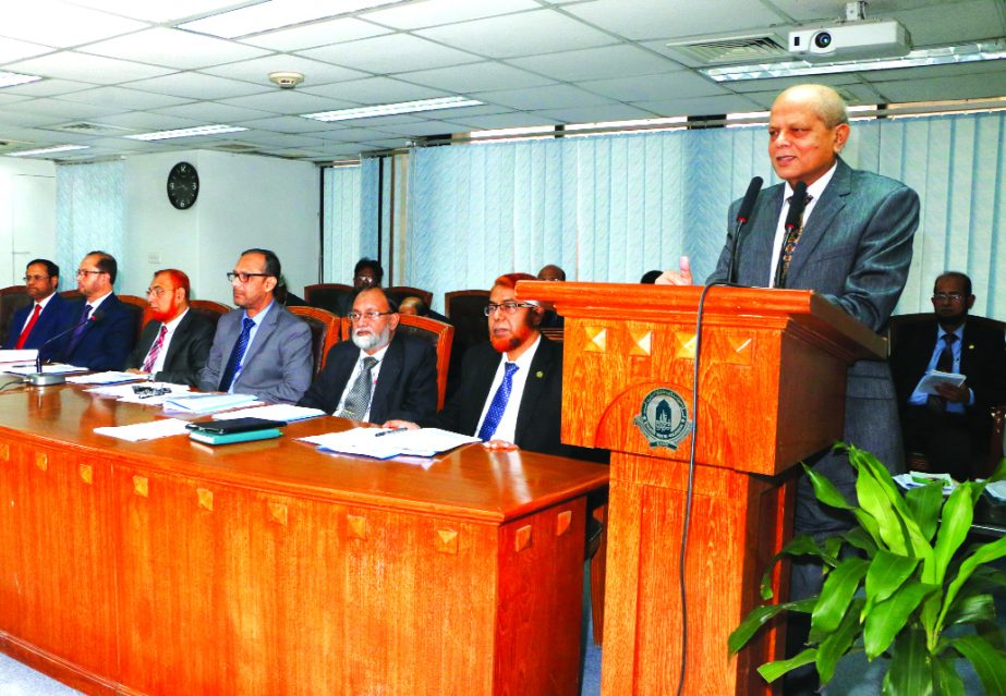 Md. Abdul Hamid Miah, Managing Director of Islami Bank Bangladesh Limited, addressing a Business Review Meeting of Dhaka region at the bank's head office in the city on Sunday. Md. Mahbub-ul-Alam, Additional Managing Director, Md. Habibur Rahman Bhuyan,