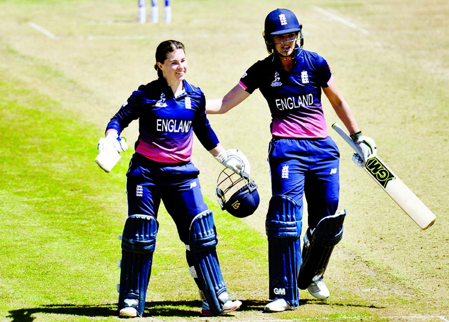 Tammy Beaumont and Sarah Taylor added 275 off 209 balls during Women's World Cup between England and South Africa at Bristol on Wednesday.