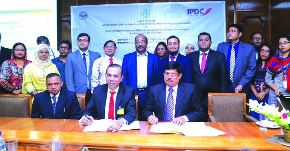 IPDC Finance Limited and Bangladesh Bank signed an agreement on "Refinance Scheme for setting up Agro-based Industries in Rural Areas" at the bank's main office in the city on Monday. SK Sur Chowdhury, Deputy Governor, Md. Abdur Rahim, Executive Direc