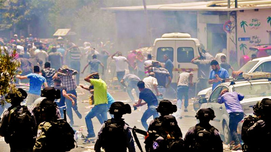 Palestianians clash with Israeli forces outside al-Aqsa.