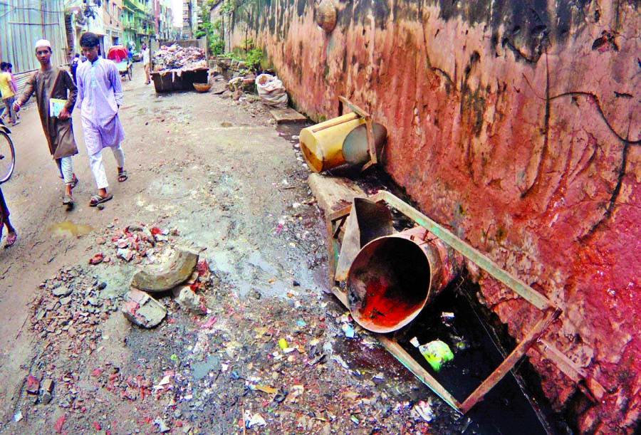 It's a bright example of civic sense of Dhaka South City Corporation where the waste bins are lying unused and wastages are dumped on the roadside making the entire area unhygienic and filthy. The photo was taken from Lalbagh area on Wednesday.