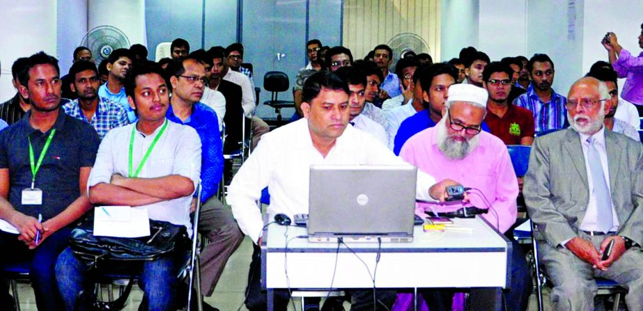 Globe Securities Limited organizes a day-long seminar on Financial Literacy at its office premises in the city on Saturday. Professor Dr Fayzur Rahman, Chairman of Electrical and electronics Department, Green University was present as chief guest while Az