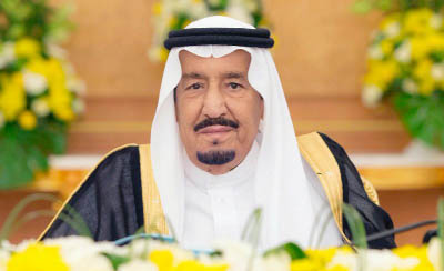 Saudi King Salman bin Abdulaziz chairs a cabinet meeting at Al-Safa palace in the holy Muslim city of Mecca in western Saudi Arabia.