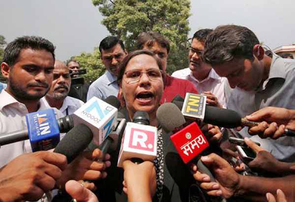 Farha Faiz, a lawyer, speaks with the media after a verdict for the controversial Muslim quick divorce law outside the Supreme Court in New Delhi, India on Tuesday.