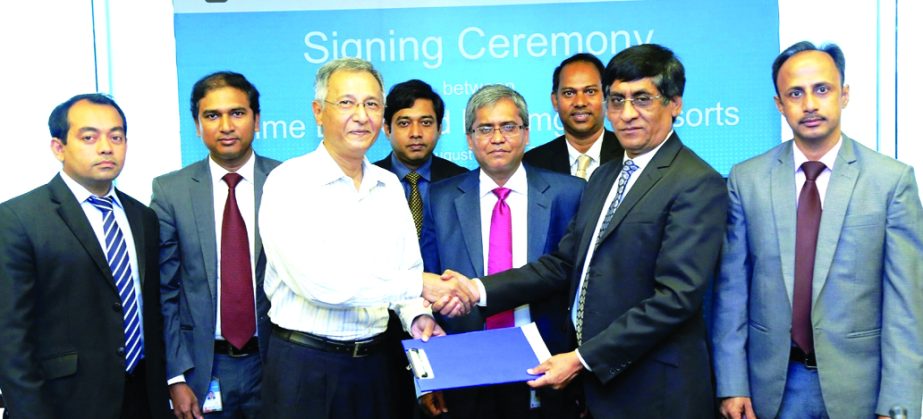 Md. Touhidul Alam Khan, DMD of Prime Bank Limited and Nazim Shafkat Choudhury, Director of Nazimgarh Resorts, exchanging an agreement signing documents at the bank's head office in the city recently. Under the deal, card holders of the bank will enjoy 35