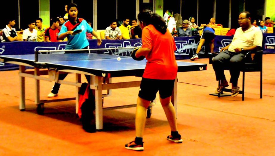 A scene from the girls' team event of the South Bangla Agriculture & Commerce Bank 4th National Junior Championship at the Shaheed Tajuddin Wooden Floor Gymnasium on Saturday.