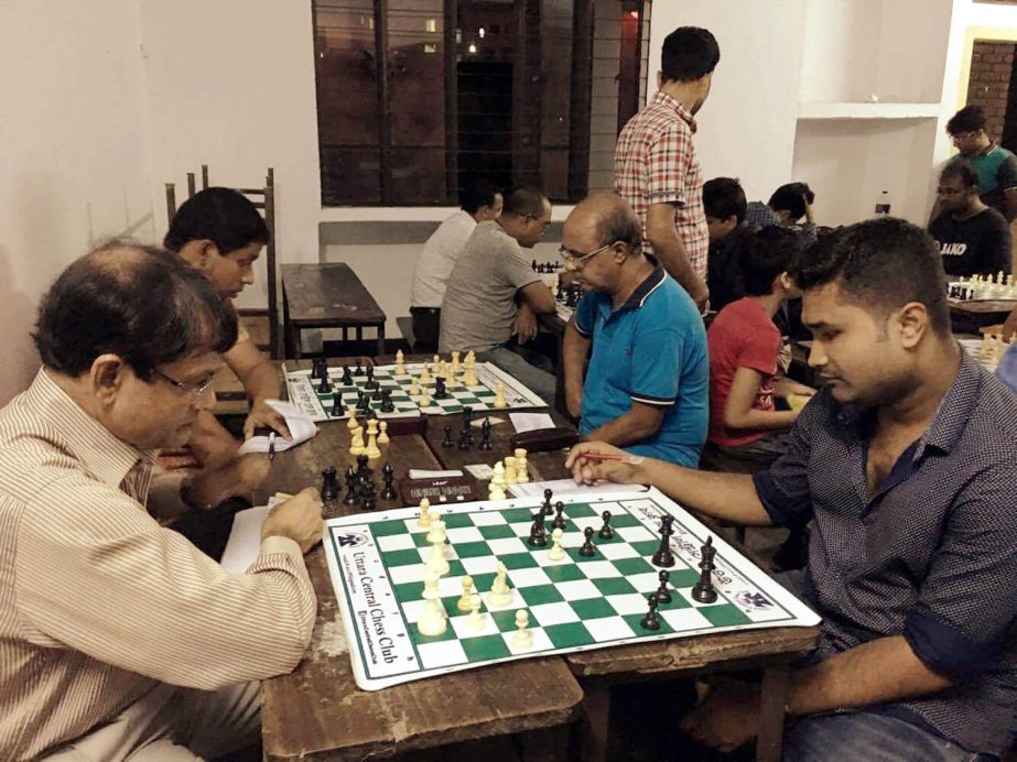 A scene from the 2nd round matches of the UCCC Standard Rating Chess Tournament at Maleka Banu Bidyaniketon in Uttara on Tuesday.