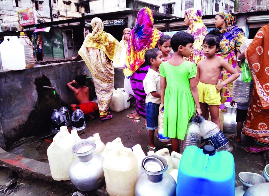 Residents of Dolaipar area in the city facing acute water crisis as water with bad smell has been coming from the WASA line. People have to collect drinking water from the only WASA pump in the areas standing in long queue.