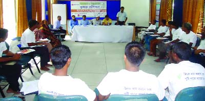 RANGPUR: A farmers' training course on Zink Paddy Varieties and benefits of Zink was organised for expansion of Zink -enriched BRRI dhan 72 in Nilphamari on Tuesday.