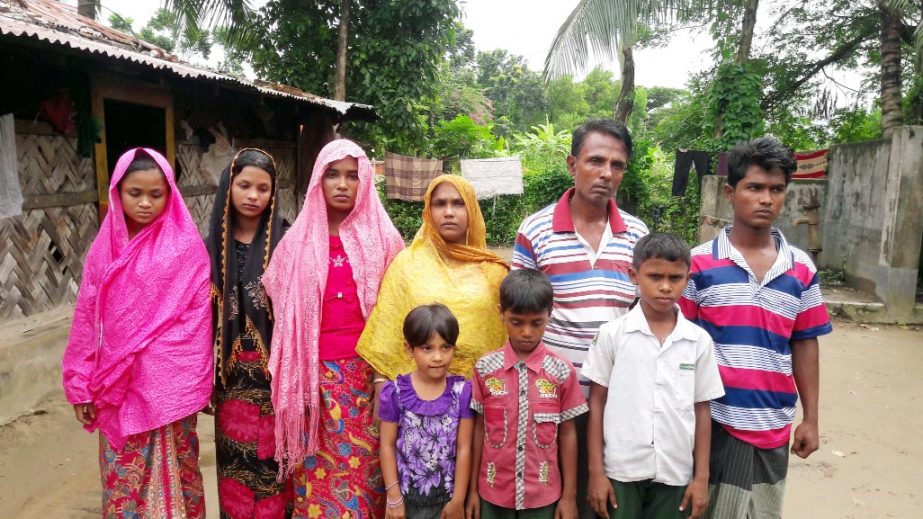 Nine Rohingyas including three children were rescued by Satkania thana police and they were sent to Cox's Bazar camp after primary treatment yesterday. So far 142 Rohingya people were rescued by the same thana police and they were sent to camps. Sat