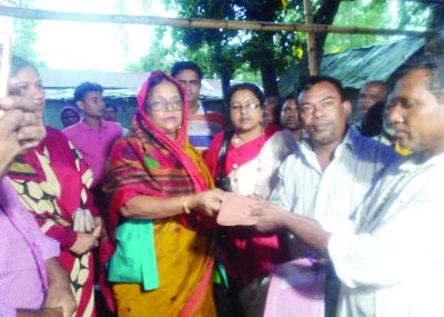 SUNDARGANJ (Gaibandha ): Ananda Group distributed donations to 129 Puja Mandaps in Sundarganj Upazila recently.