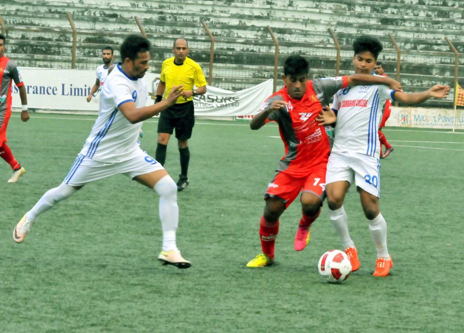 A view of the Marcel Bangladesh Championship League Football between Bashundhara Kings and Uttar Baridhara Club at the Bir Shreshtha Shaheed Sepoy Mohammad Mostafa Kamal Stadium in the city's Kamalapur on Wednesday. Bashundhara Kings won the match 2-1.