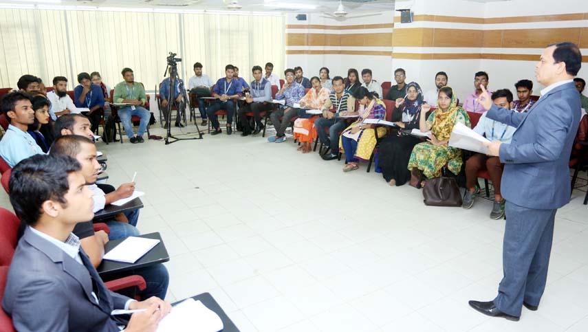 Md. Sabur Khan, Chairman, Board of Trustees of Daffodil International University is seen conducting a motivational session titled 'Art of living' 'Employability Skills' and 'Entrepreneurial Behavior' at the University on Saturday.
