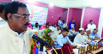 SAPAHAR(Naogaon):Babu Sadhan Chandra Majumder MP addressing a reception programme for meritorious students at Sapahar Upazila as Chief Guest