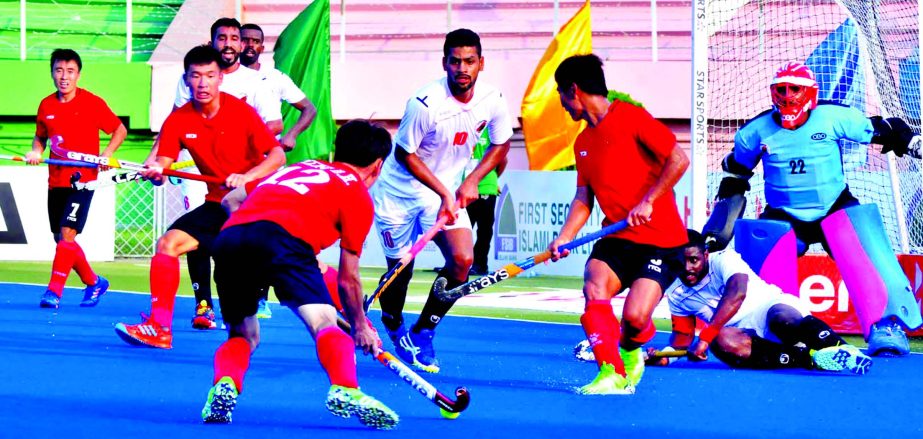 A moment of the match of the Hero Asia Cup Hockey between China and Oman at Moulana Bhashani National Hockey Stadium on Saturday.