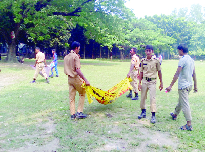 DINAJPUR(South): Members of BNCC of Fulbari Government College Unit operating cleanness drive at the College campus recently.