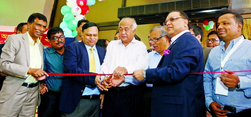 Housing and Public Works Minister Engineer Mosharraf Hossain, inaugurating the 'Housing Financing Fair-2017, organised by Housing and Building Research Institute at a city hotel on Thursday. Alamgir Shamsul Alam, president and Liaqat Ali Bhuiyan, Vice-Pr