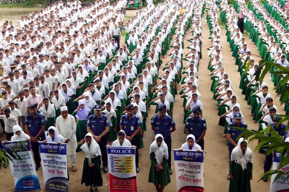 Satkania thana police organised a rally marking the National Road Safety Day at Uttar Satkania Ali Ahmed Pranhori High School yesterday. Later, an awareness rally was held and it was addressed by Additional SP Hasanuzzaman Mollah and OC Md Rafiqul Hoss