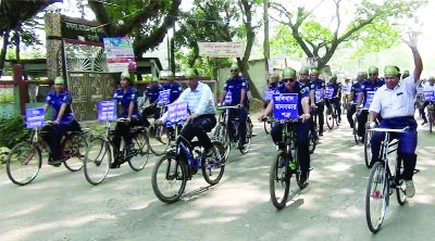 NAOGAON: Naogaon Community Police arranged a cycle rally in observance of the Community Policing Day on Saturday. Abdul Khalek MP inaugurated the rally.