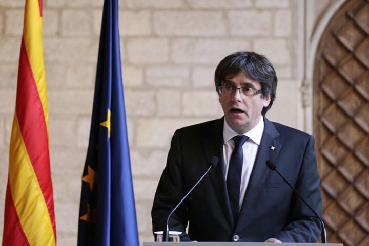 Catalan President Carles Puigdemont makes a statement at the Palau Generalitat in Barcelona, Spain. According to the office of a Catalan member of the European Parliament, it is confirmed on Monday, that ousted Catalan President Carles Puigdemont has arri