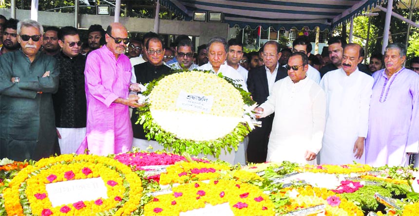 Newly elected Bangladesh Cricket Board Directors paying tribute to Bangabandhu Sheikh Mujibur Rahman by putting floral wreath in front of his portrait at the Bangabandhu Memorial Museum in the city's Dhanmondi on Friday.