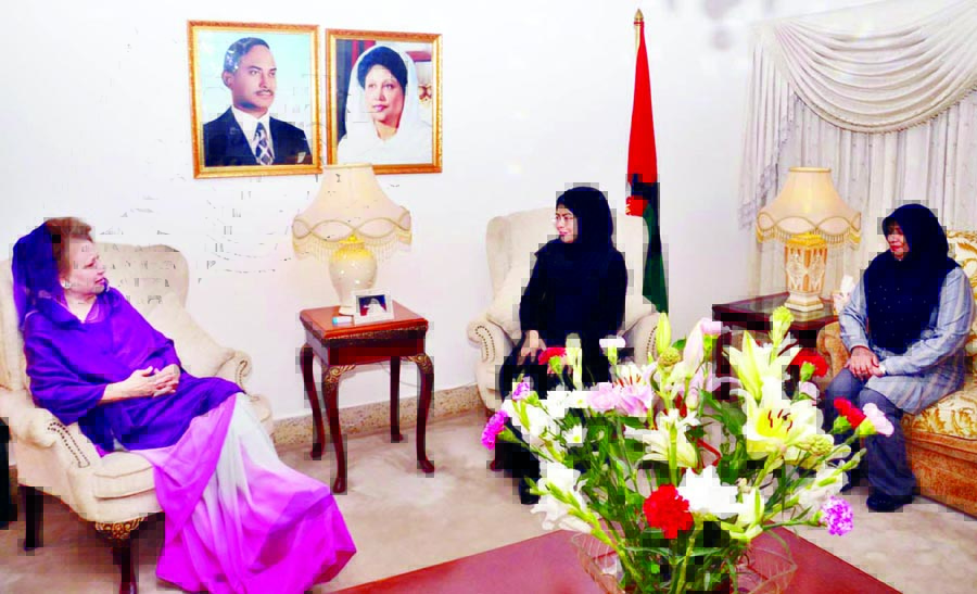 Visiting Malaysian Parliamentary team called on BNP Chairperson Begum Khaleda Zia at her Gulshan office on Wednesday.