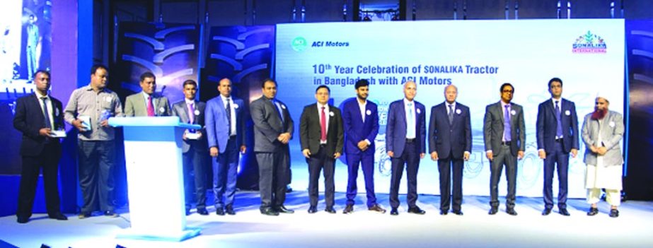 ACI Motors arranged its 10th year celebration event at a city hotel on Monday. Deepak Mittal, Managing Director, International Tractors Ltd. India, Anis UdDowla, Chairman, Dr. Arif Dowla, Managing Director, ACI Group, Dr. FH Ansarey, Managing Director, AC