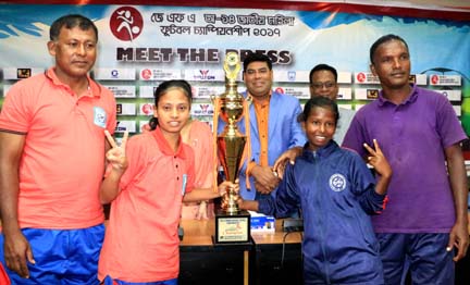 Both captains of Thakurgaon district team and Mymensingh district team pose with the trophy and guests at trhe BFF house on Thursday.