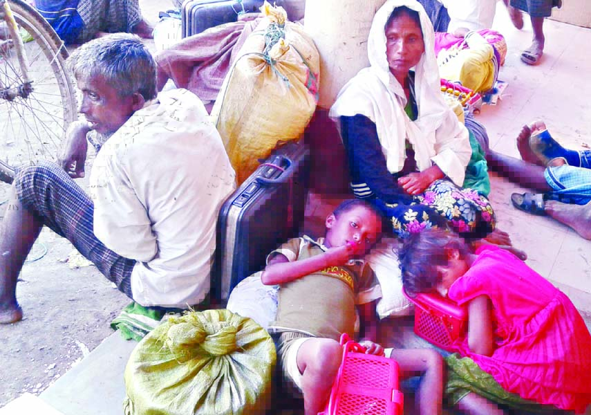 Rohingya influx is not yet stopped: Every day hundreds of Rohingyas are entering Bangladesh through different points under cover of night to dodge the Border Security Forces of Myanmar. Of them, 200 entered through Shamlapur point, one hundred through Moh