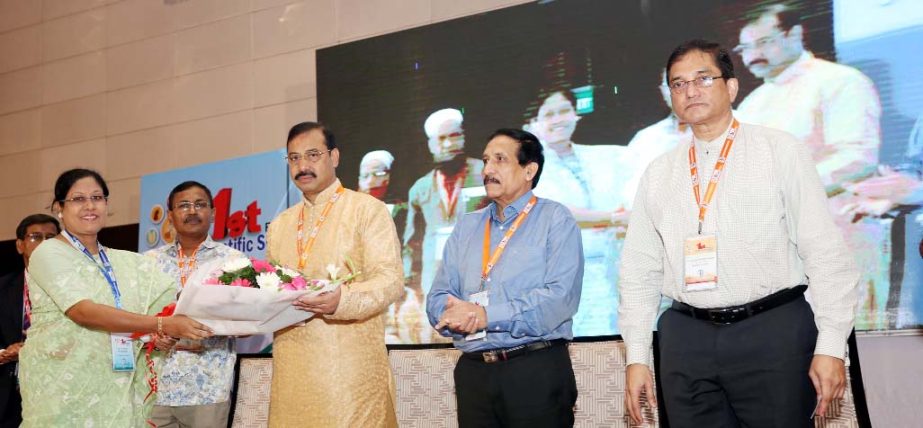 Leaders of Association of Clinical Endocrinologist and Diabitoloist greeting CCC Mayor A J M Nasir Uddin at a seminar in the Port City yesterday.