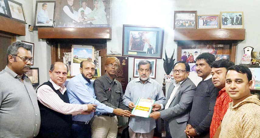 Delegation of Boalkhali- Kalurghat Bridge Implementation Committee handing over a report on the Project to Fazle Karim Chowdhury MP, Chairman standing committee of Railway Ministry on Monday.