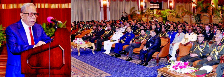 President M Abdul Hamid addressing the participants of the National Defense Course (NDC) and Armed Force War Course (AFWC) 2017 who called on him at Bangabhaban yesterday afternoon. Photo : BSS