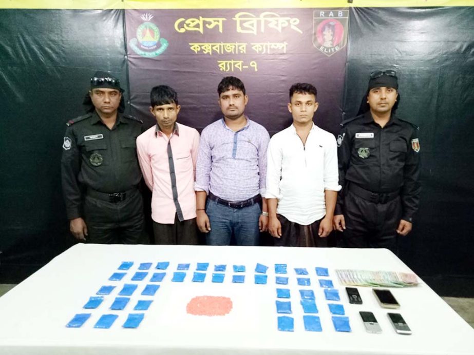 Three persons were arrested with yabas from Kalatoli area recently.