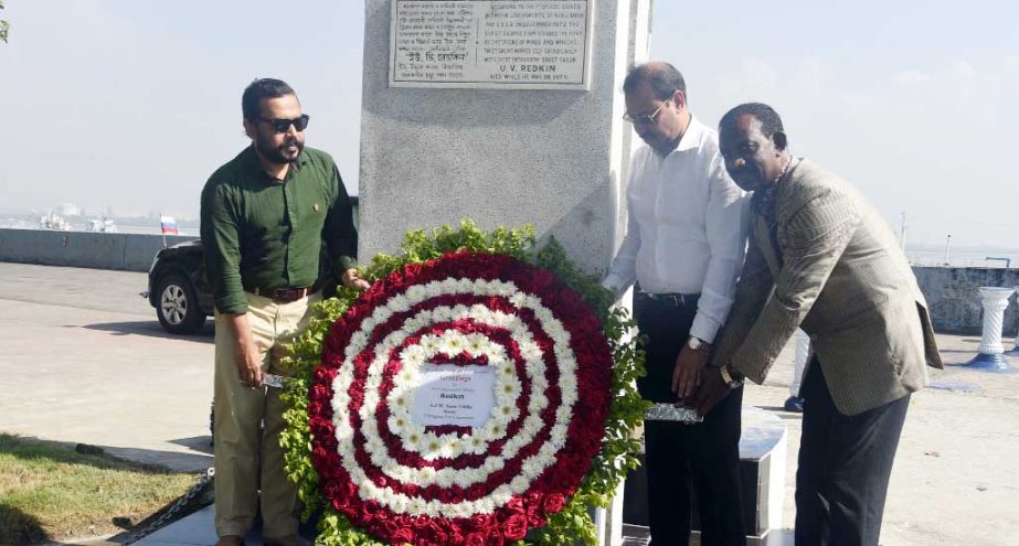 CCC Mayor A J M Nasir Uddin placing wreaths at the grave at Red Kin , a Russian sailor who martyred during mine exploration after Liberation War at Naval Academy on Tuesday.