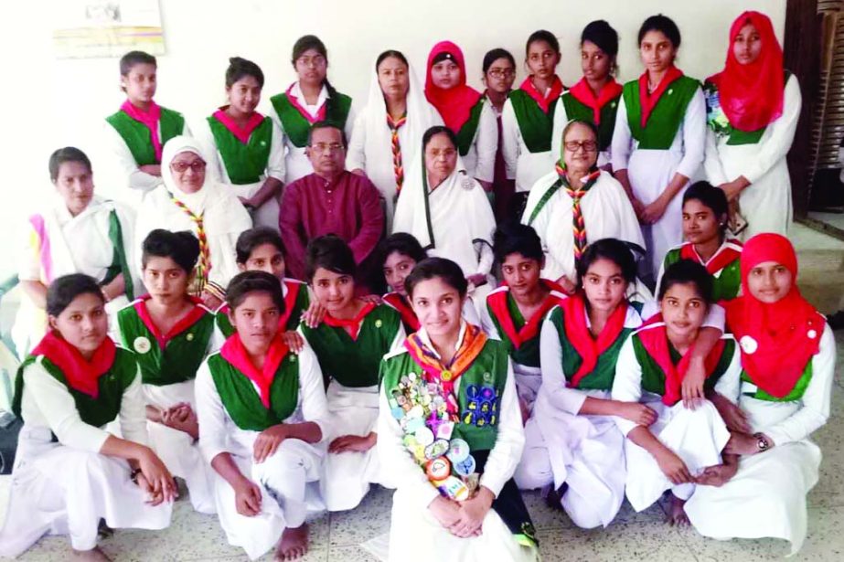 BARISAL: Oath taking and badge distribution ceremony of ranger-unit of Bangladesh Girl Guides Association at Barisal Islamia College campus was held on Tuesday.