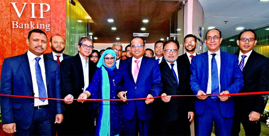 Abul Kashem Md. Shirin, Managing Director of Dutch-Bangla Bank Limited, inaugurating its 2nd VIP Banking Lounge at the Premises of Gulshan Circle- 1 branch at city's Gulshan Avenue on Saturday for its prime customers. The VIP Banking customers will enjoy