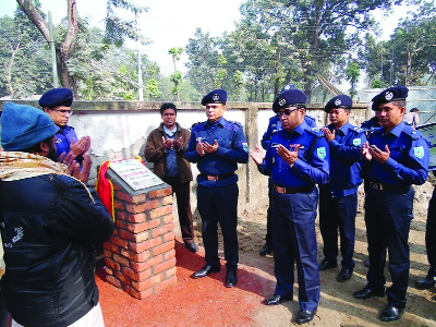 NILPHAMARI: The foundation stone of Nilphamari Sadar Police Station and gate were laid by Police Super Zakir Hossain Khan recently. Additional SP ABM Atikur Rahman was also present on the occasion.